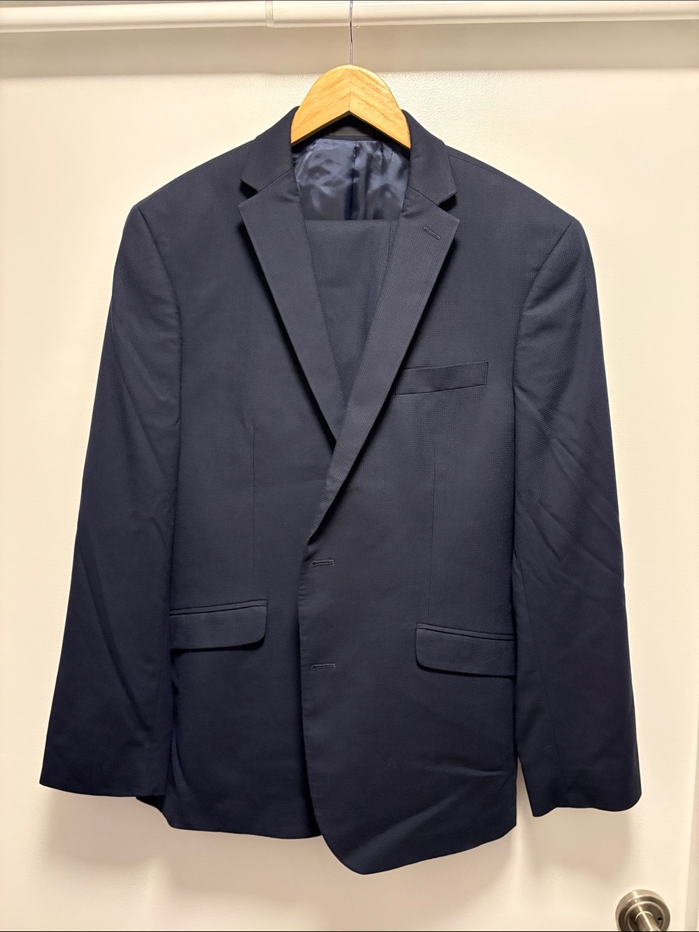 Kenneth Cole Reaction Navy Single-Breasted Two-Button Two Piece Suit